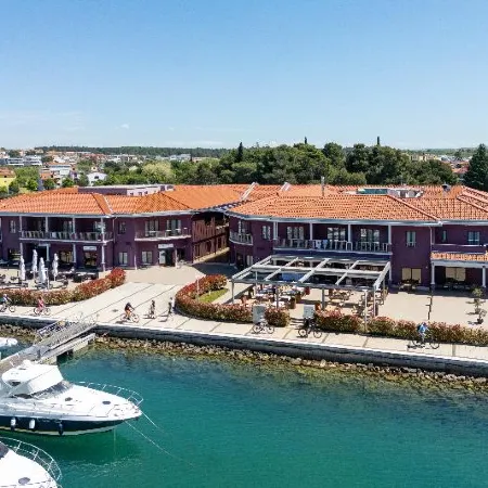Boutique Hotel Nautica - Spa & Wellness, Private Parking, Pet Friendly