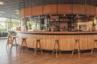 Holiday Inn - the niu, TAB DUSSELDORF MAIN STATION by IHG - bar