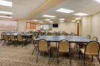 Clarion Pointe Louisville East Hotels in Middletown