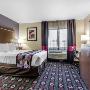 Comfort Inn Midtown Hotels near Whiteside Park