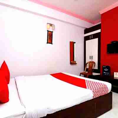 Madhu Mamata Hotel Rooms