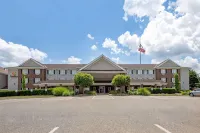 Comfort Suites Hotel and Conference Center Hotel a 