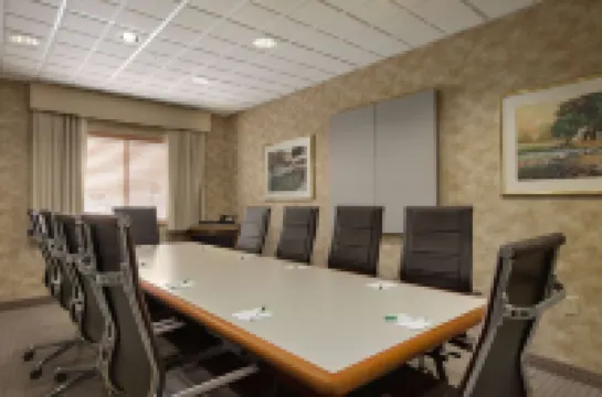 วินเกท บายวินด์แฮม ปูเวโบล โรงแรมในปูเวโบล