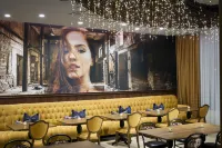 The Peregrine Omaha Downtown Curio Collection by Hilton - breakfast
