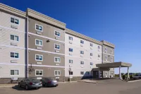 Chateau All Suites Hotel Hotels in Kindersley