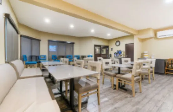 โรงแรมเบสต์เวสเทิร์น โคลัมเบีย ริเวอร์ วอเตอร์ฟร้อนท์ แอสตอเรีย