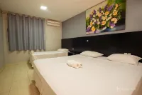 Hotel Vivaldi Cataratas Отели в г. 