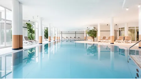 Donna Hotel Klosterhof Отели в г. Нойкирхен-байм-Хайлиген-Блут