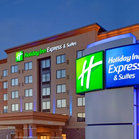 Holiday Inn Express & Suites OTTAWA WEST - NEPEAN by IHG
