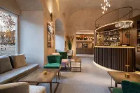 แกรนด์ ยูนิเวิร์ส ลุกกา ออโตกราฟ คอลเลคชั่น