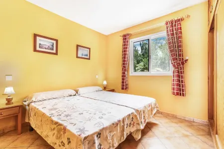 Apartment Near the Beach, Big Terrace with Nice Sea Views, Wifi and Parking. Отели рядом с достопримечательностью «Pájara Beach»