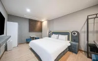 Sangju Kaiser Hotel