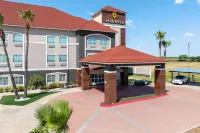 La Quinta Inn & Suites by Wyndham Raymondville