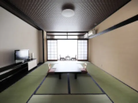 Shiobara Onsen Tokiwa Hotel فنادق في 