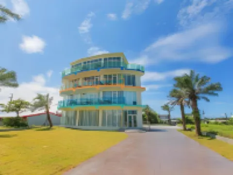 The Riverview Retreats