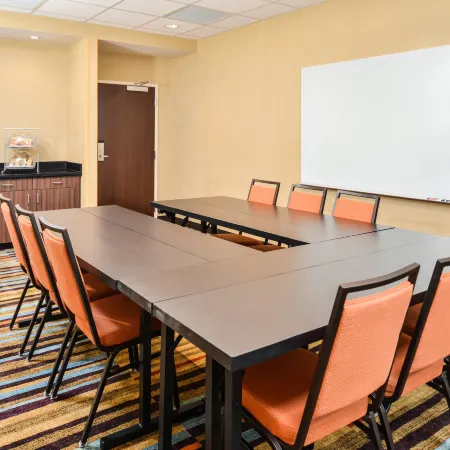 Fairfield Inn & Suites Warrensburg