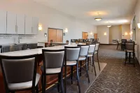 Comfort Inn & Suites Madison North - bar