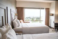 Hilton Garden Inn Leon Hoteles cerca de Lomalvernia Lugar de Oración y Encuentro