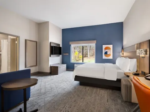 홀리데이 인 익스프레스 미드빌 I-79 엑시트 147a