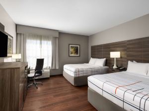 La Quinta Inn & Suites by Wyndham Denton - University Drive