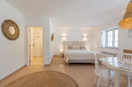 31-Basement apartment - Villa Natura Bliss Отели в г. Санта-Мария-ду-Каштелу