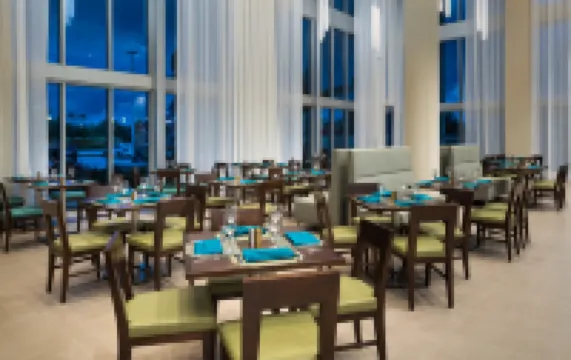 DoubleTree by Hilton Miami Doral