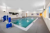 Microtel Inn & Suites by Wyndham Sweetwater - Pools