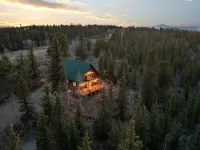 -- New Build -- Horseshoe Hideaway with Amazing Views