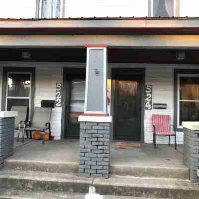 Cozy Downtown 3 Bedroom Hotel Exterior