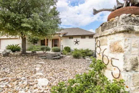 Immaculate ten Brink House In Canyon Lake