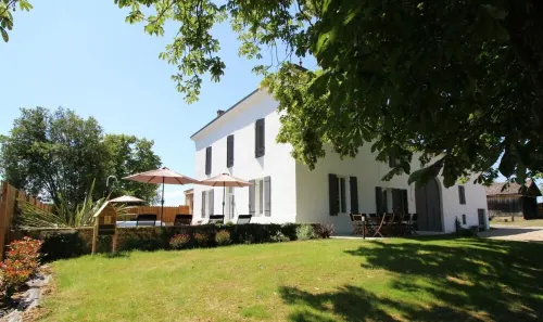 Large charming country house, garden, swimming pool, ⭐️⭐️⭐️⭐️ Отели в г. Моризес