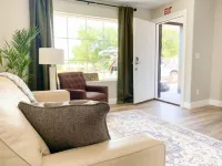 Lazy B Bungalow of Zion E