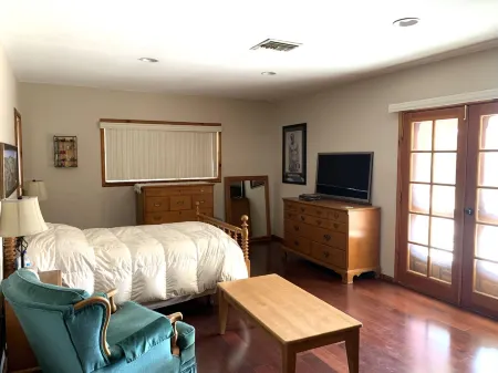 The Good Land Getaway