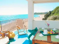 Apollo's Terraces Beach apartments less than 20 m from the sea! Ponente