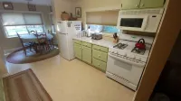 Immaculate, homey and perfectly located for your stay in downtown Ennis.