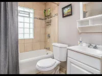 Visit Buffalo & Niagara from this Quaint Apartment فنادق في 