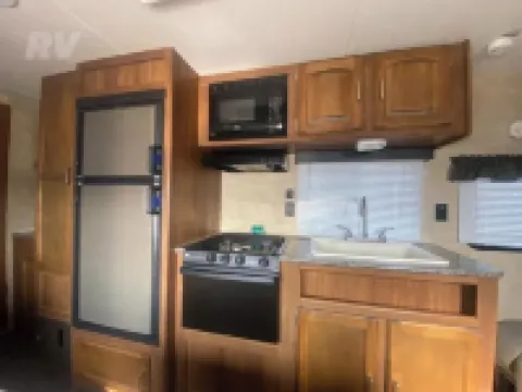 Cozy Camper near the DESIRED Sportsman's Pool!