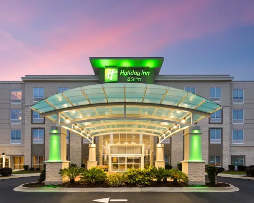 Holiday Inn & Suites SAVANNAH AIRPORT - POOLER by IHG Hotels in Pooler