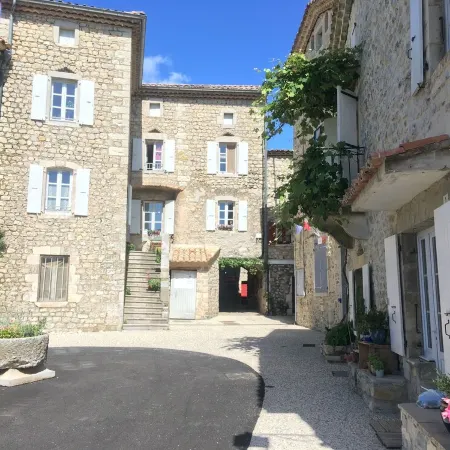Detached House in Village of Character Ardèche. Garden, Terrace, Quiet Location.