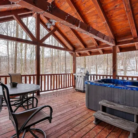 Over the hill and through the woods, to the Cozy Cub cabin we go.