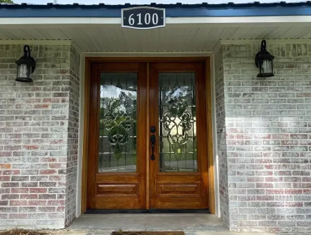 Pine Ridge - Close to Beach, Casinos & Downtown Ocean Springs!!