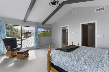 Boat Friendly & Private Pool