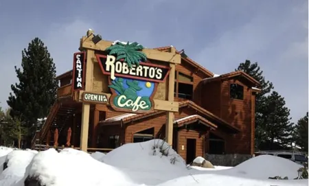 Sundowner Retreat/Central Mammoth/Walk DT/Sleeps 8 Отели в г. Маммот-Лейкс