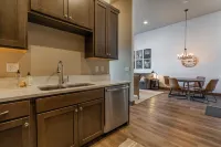 Upscale Lakeview Condo in Downtown Sandpoint