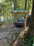 Delightful Log House on the Little Red River with Hot Tub!