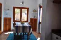 Can Llorens - amazing sea views! Hotels in Banyalbufar