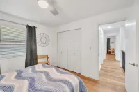 Lake Eufaula, OK Lakefront house on the beach.Sleeps 8,  3 bedroom, 2 bath - Homestays