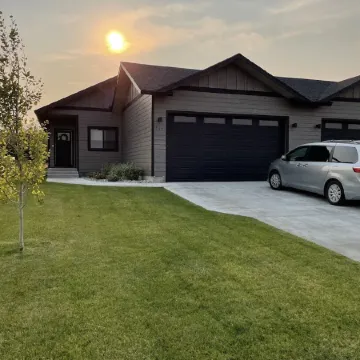 Family getaway with hot tub! Close to Grand Targhee, hiking, fishing, Driggs
