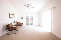 Desert Oasis-Casinos-Golfing-off-road riding plus safe trailer storage!