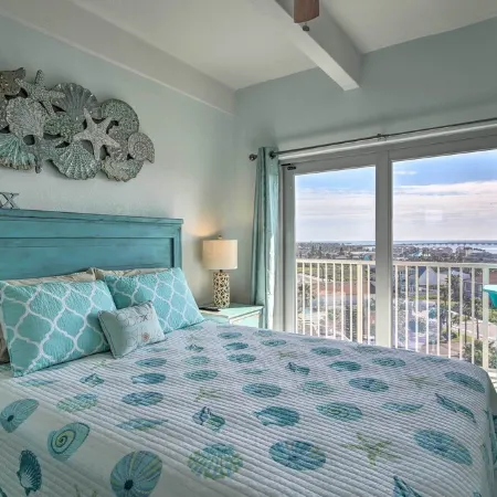 Aquarius 7th Floor Spectacular Beachfront View From Both Balconies, Pool & Spa!